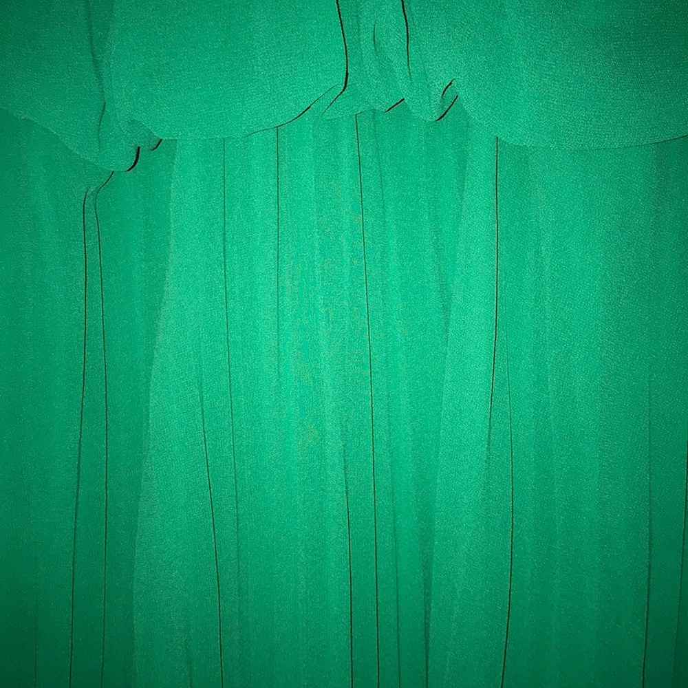 Formal Dress - Picture 3 of 5